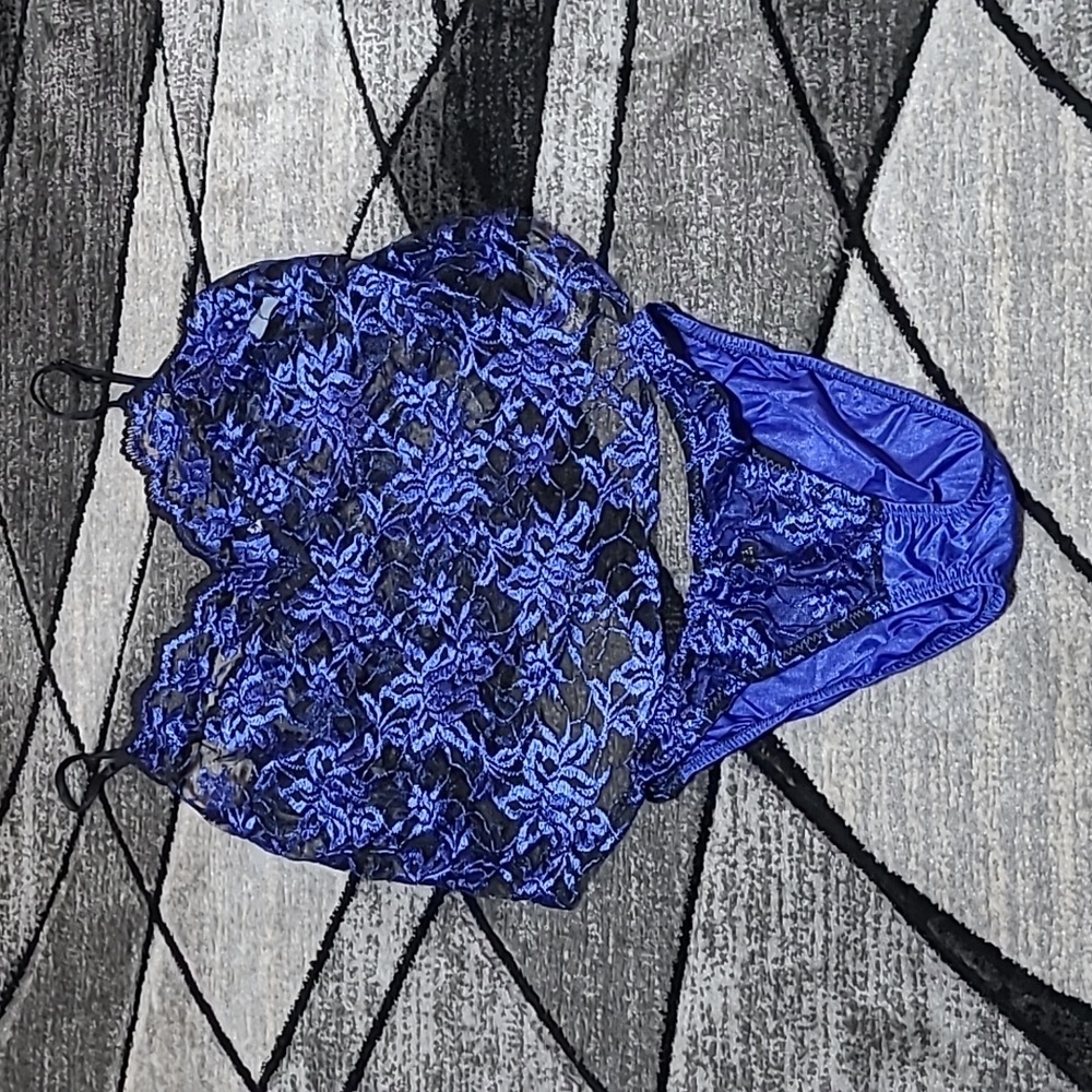 VINTAGE LADY CAMEO DALLAS SHEER BLUE & BLACK FLORAL DESIGN 2 PIECE LINGERIE SET